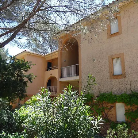 Appartement Parc Golf Esterel 3 *